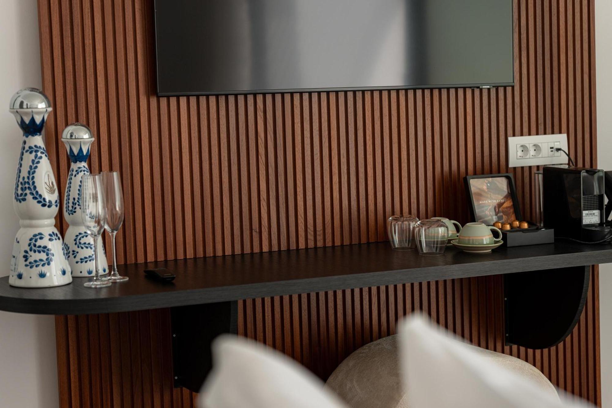 Muse Of Mykonos Luxury Suites Mykonos Town Eksteriør billede