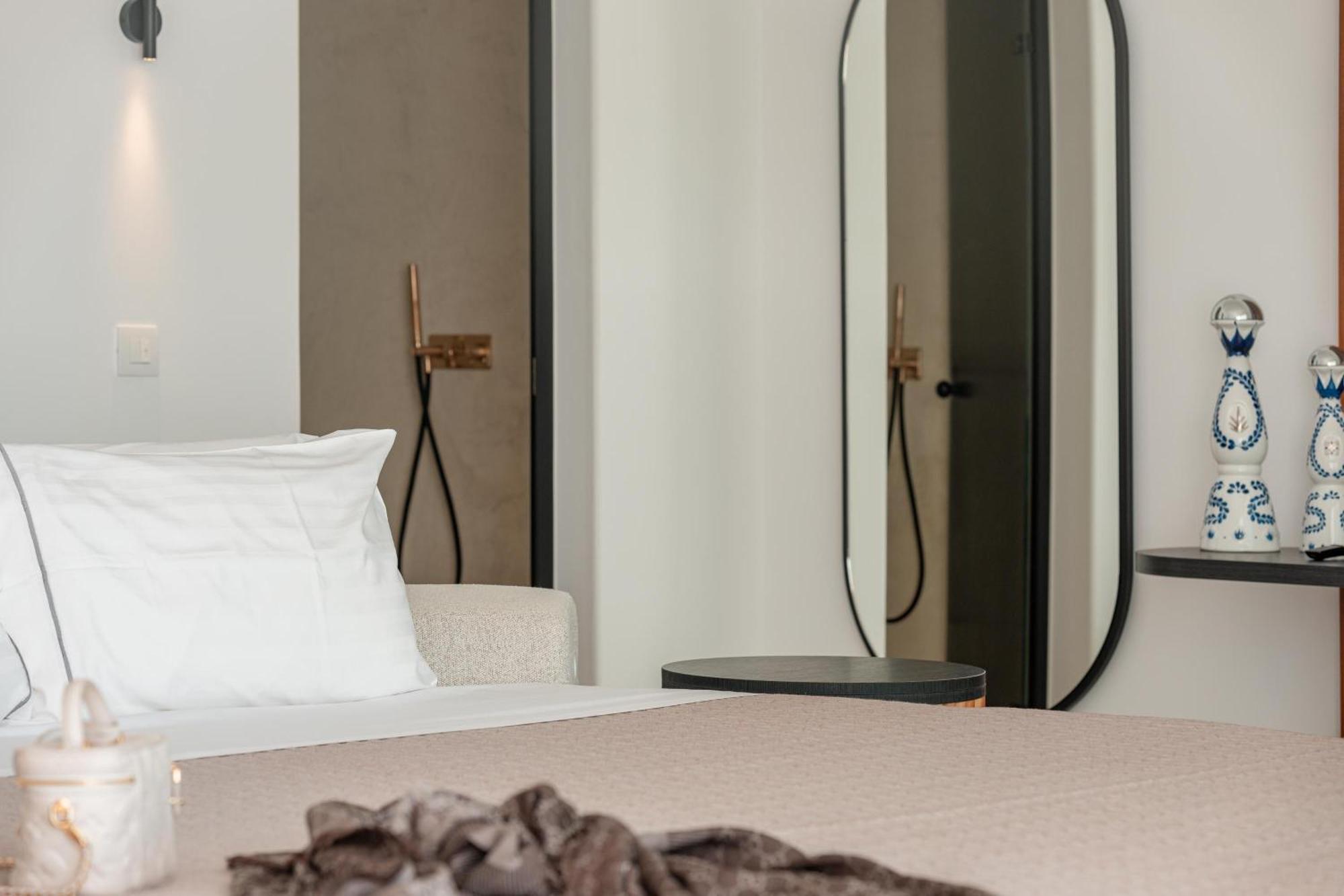 Muse Of Mykonos Luxury Suites Mykonos Town Eksteriør billede